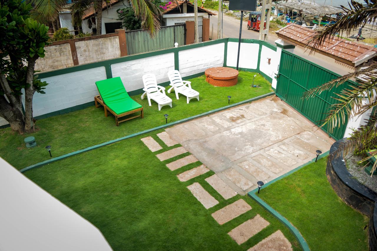 Explore Hostels Negombo Kochchikade 외부 사진