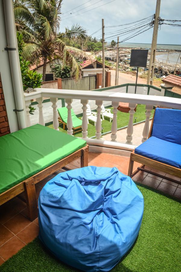 Explore Hostels Negombo Kochchikade 외부 사진