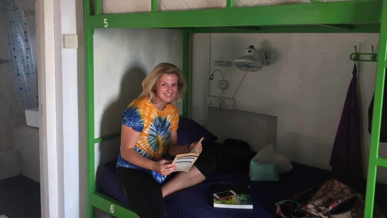 Explore Hostels Negombo Kochchikade 외부 사진