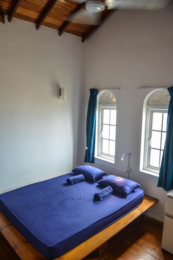 Explore Hostels Negombo Kochchikade 외부 사진