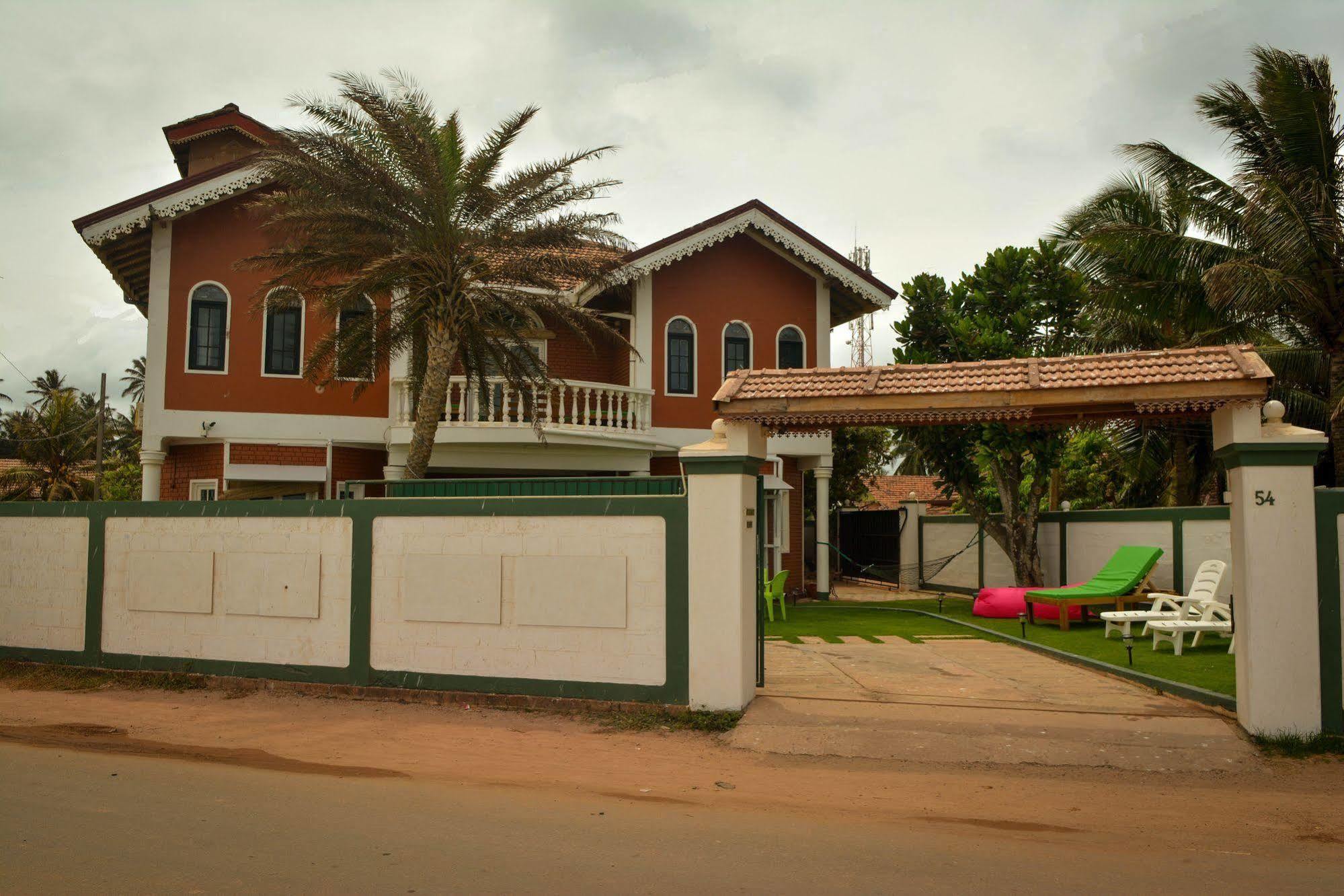 Explore Hostels Negombo Kochchikade 외부 사진