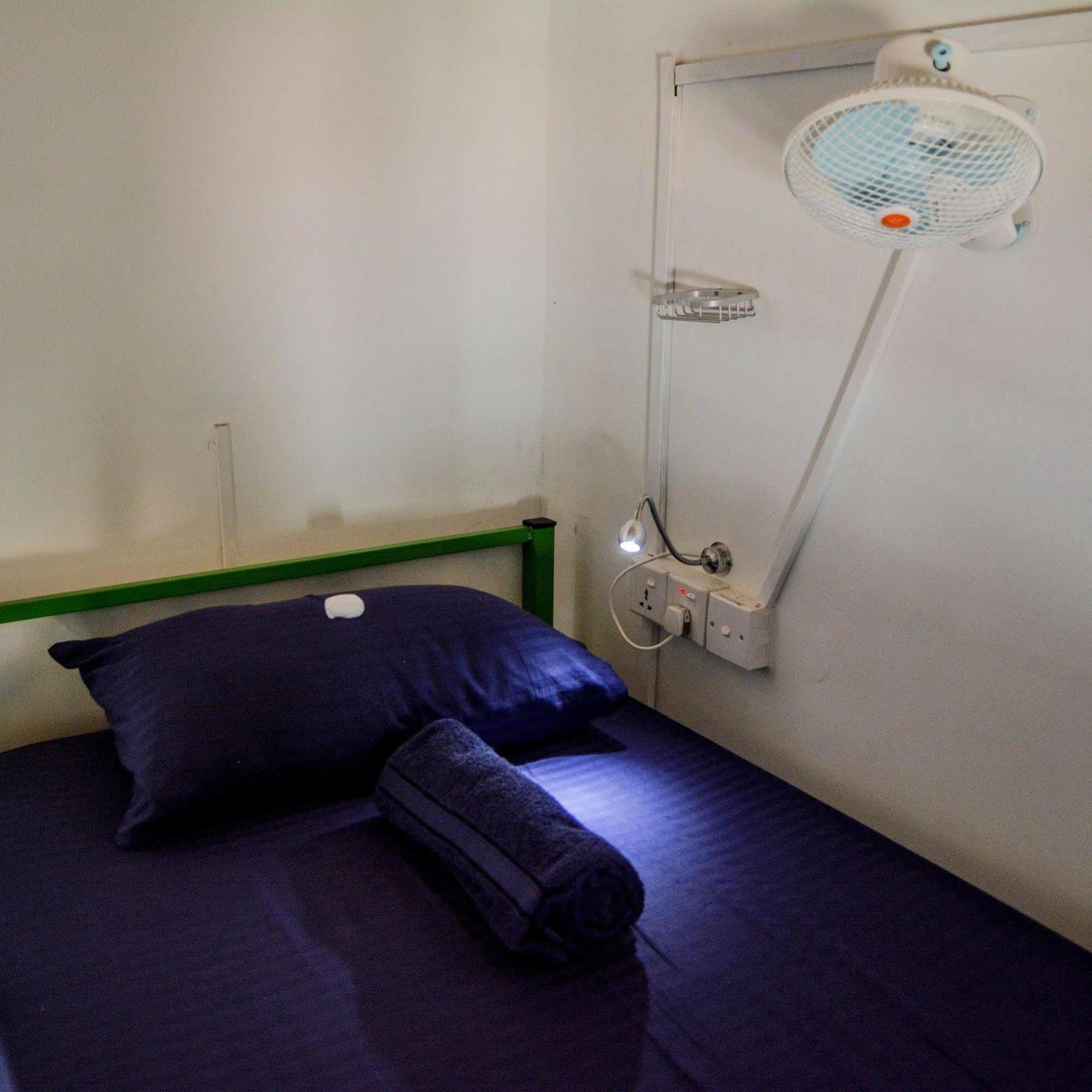 Explore Hostels Negombo Kochchikade 외부 사진
